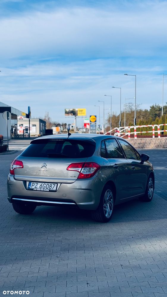 Citroën C4 2.0 HDi Exclusive - 2