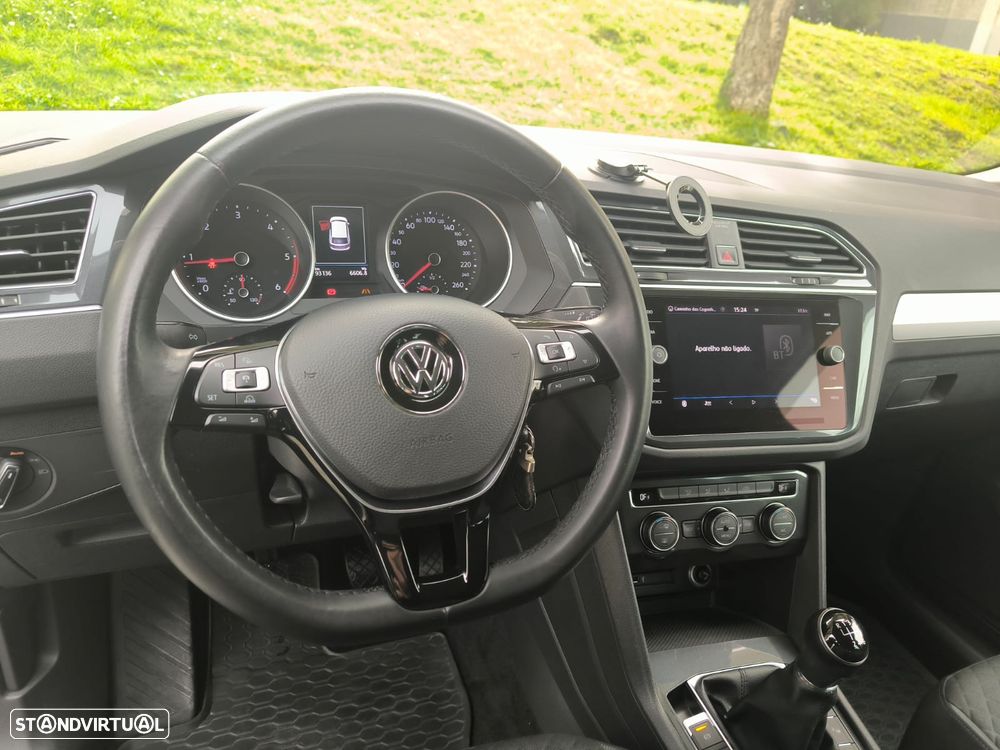 VW Tiguan 1.6 TDI Confortline - 17