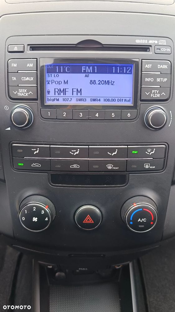 Hyundai i30 1.4 FIFA WM Edition - 25