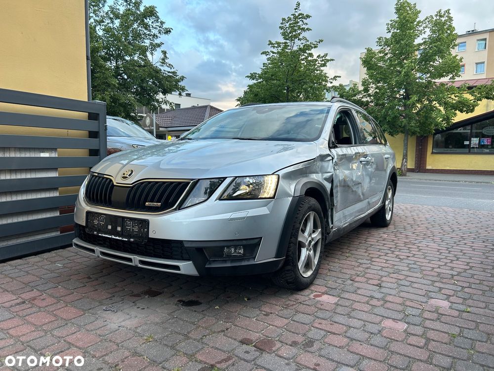 Skoda Octavia Scout 1.8 TSI 4x4 DSG - 8