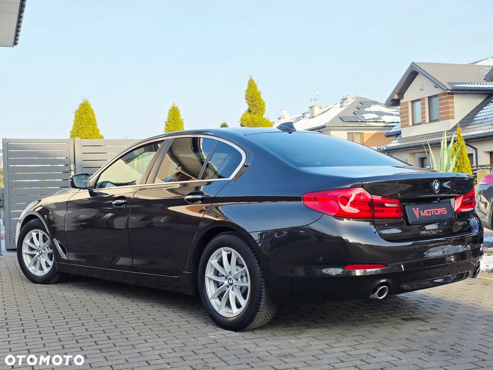 BMW Seria 5 520d Efficient Dynamics Edition Luxury Line - 39