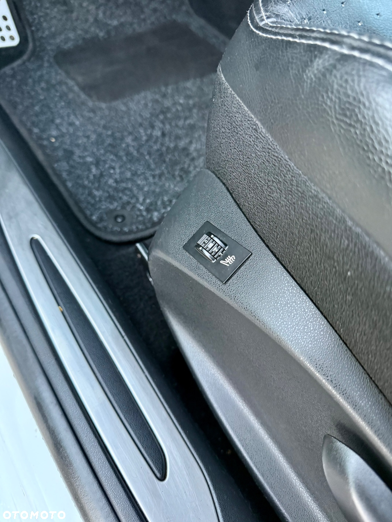 Citroën DS3 1.6 THP SportChic - 19
