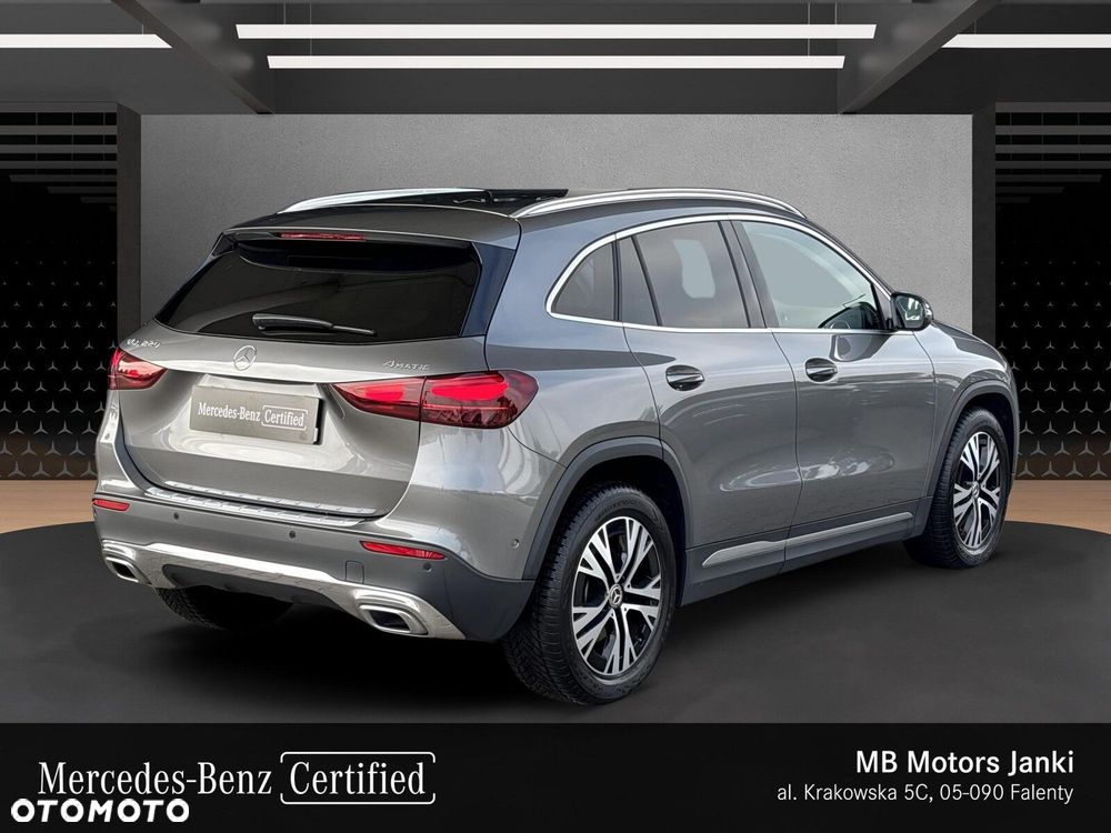 Mercedes-Benz GLA - 6