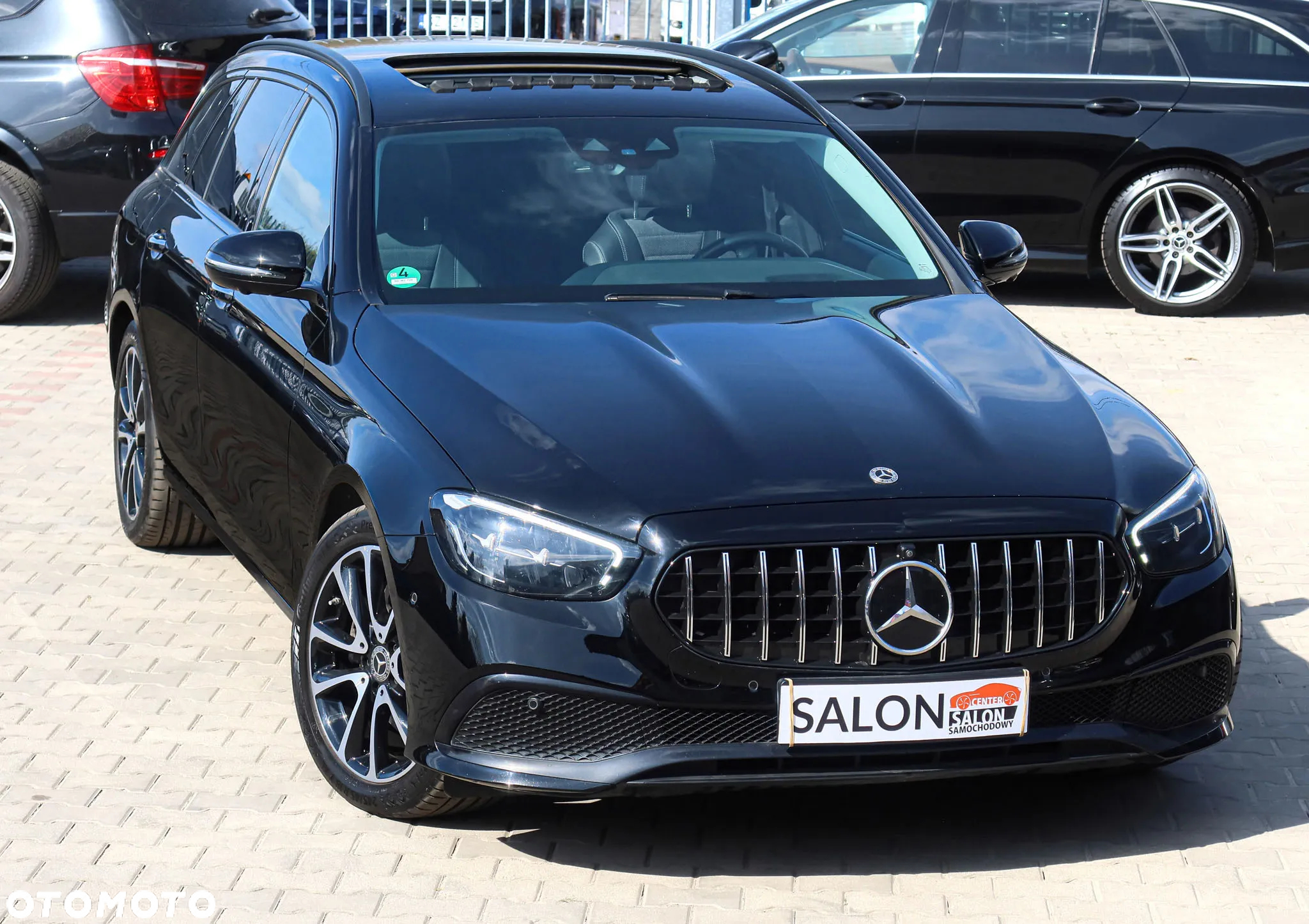 Mercedes-Benz Klasa E 220 d 4Matic T 9G-TRONIC Avantgarde - 40
