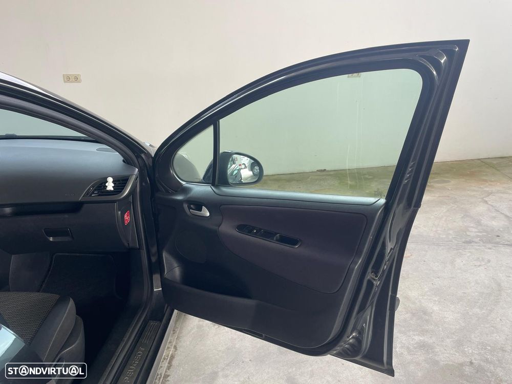 Peugeot 207 1.4 VTi Sportium - 15