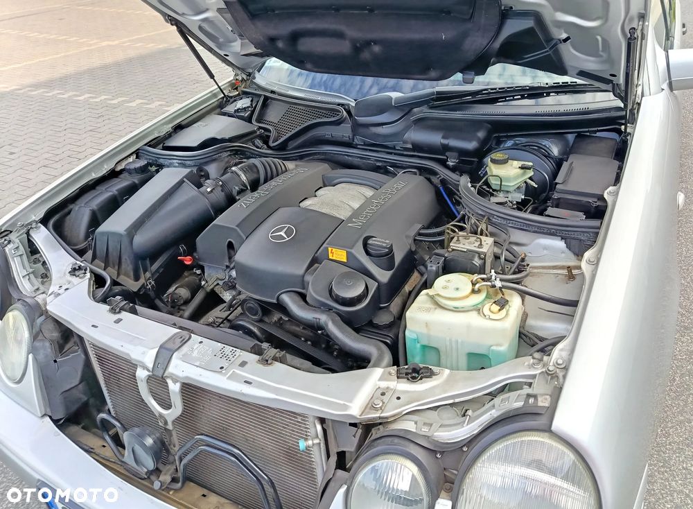 Mercedes-Benz Klasa E - 10