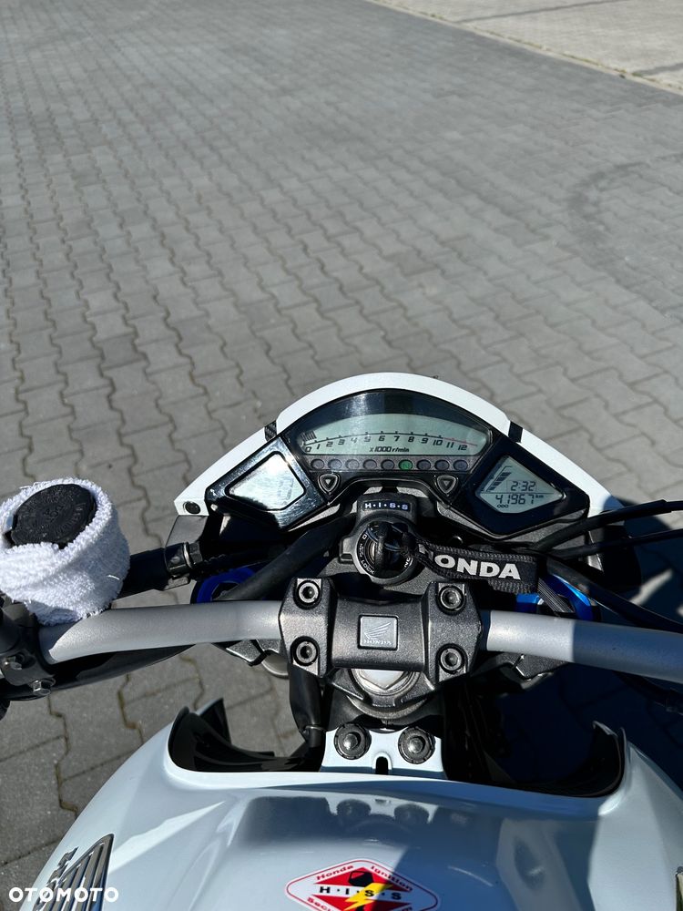 Honda CB - 16