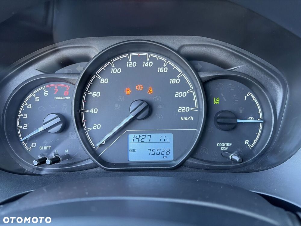 Toyota Yaris - 15