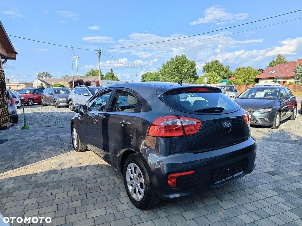 Kia Rio 1.2 Attract - 6