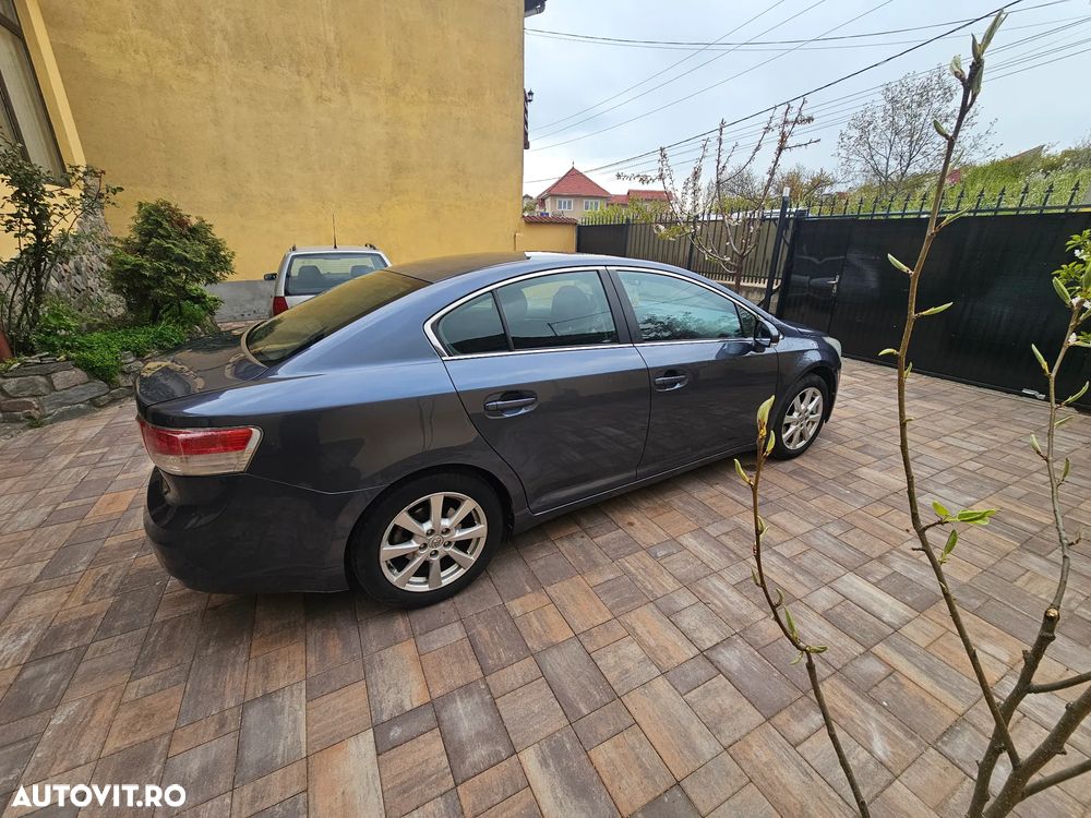 Toyota Avensis 1.8 Multidrive Edition - 5