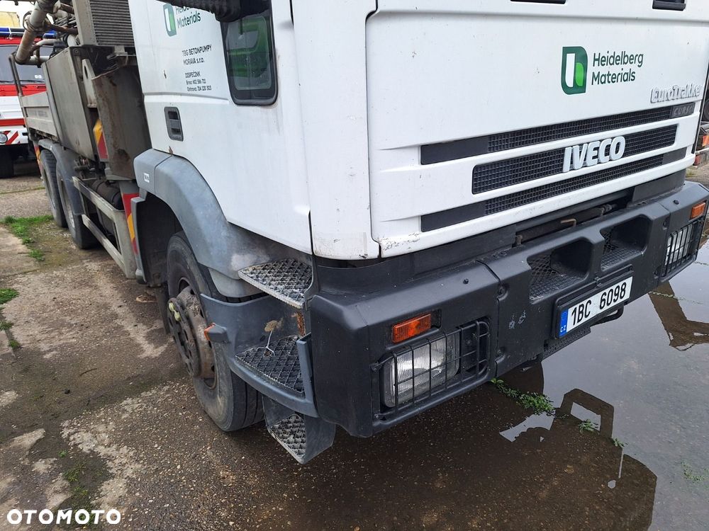 Iveco Eurotrakker 260E38 6X4 + Cifa 32 - 38