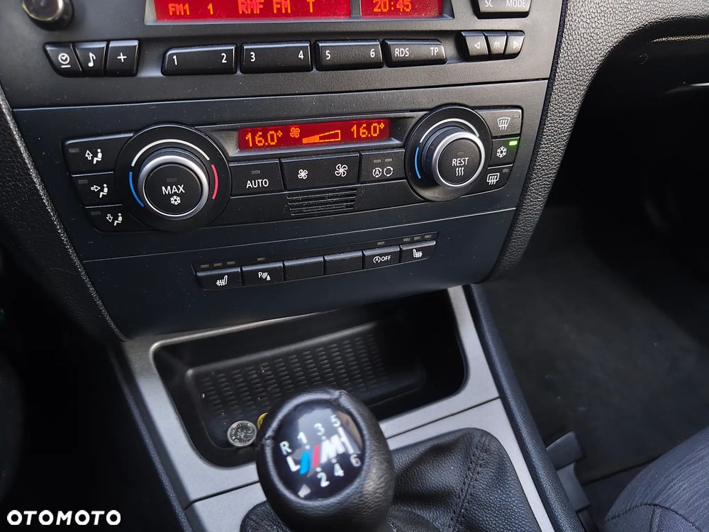 BMW Seria 1 - 10