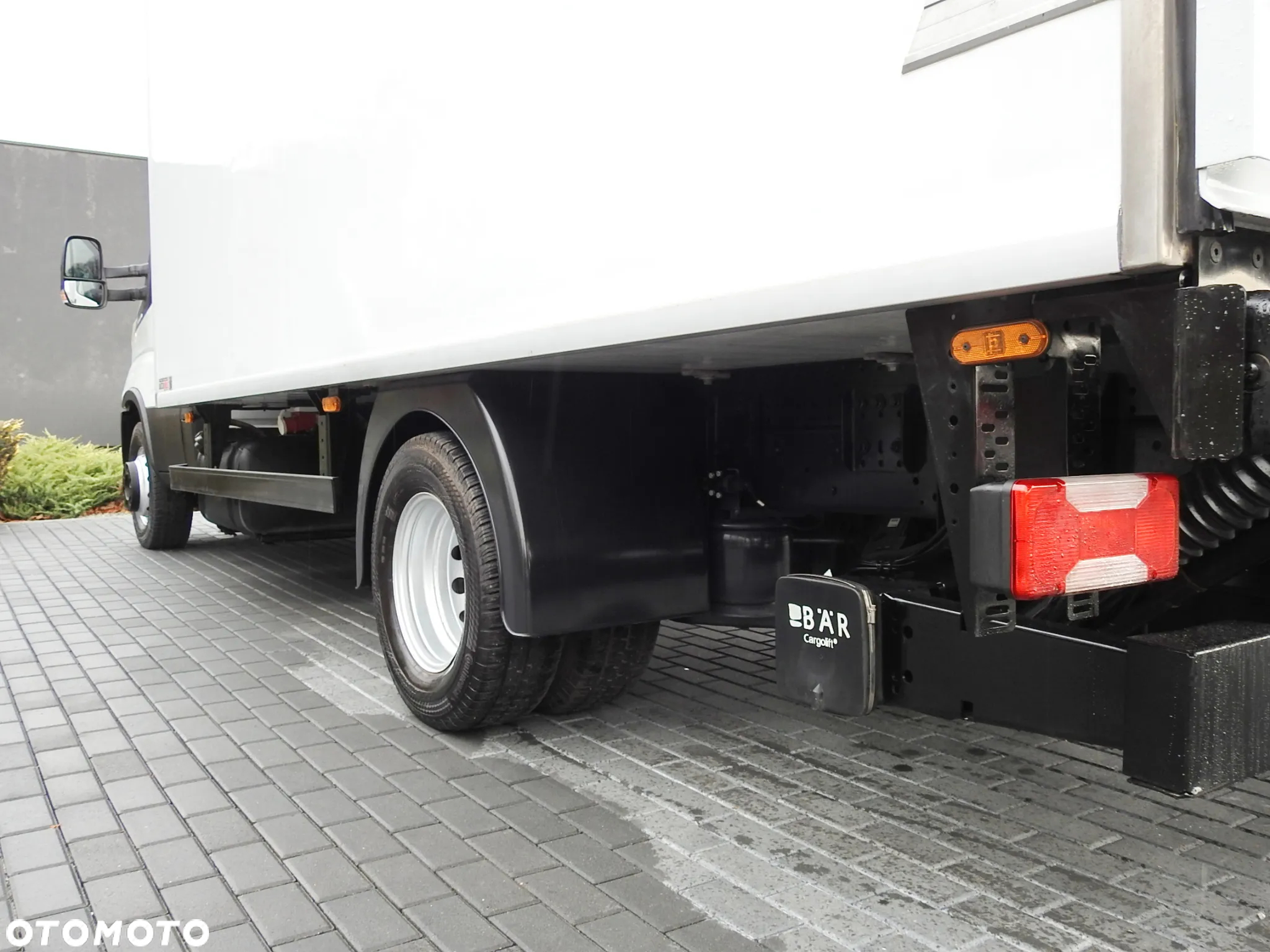 Iveco DAILY 70C17 CHŁODNIA 0*C WINDA 9 PALET ZASILANIE 230V TEMPOMAT KLIMATYZACJA PNEUMATYKA AUTOMAT HI-MATIC BLIŹNIACZE KOŁA 170KM [ 105235 ] - 19