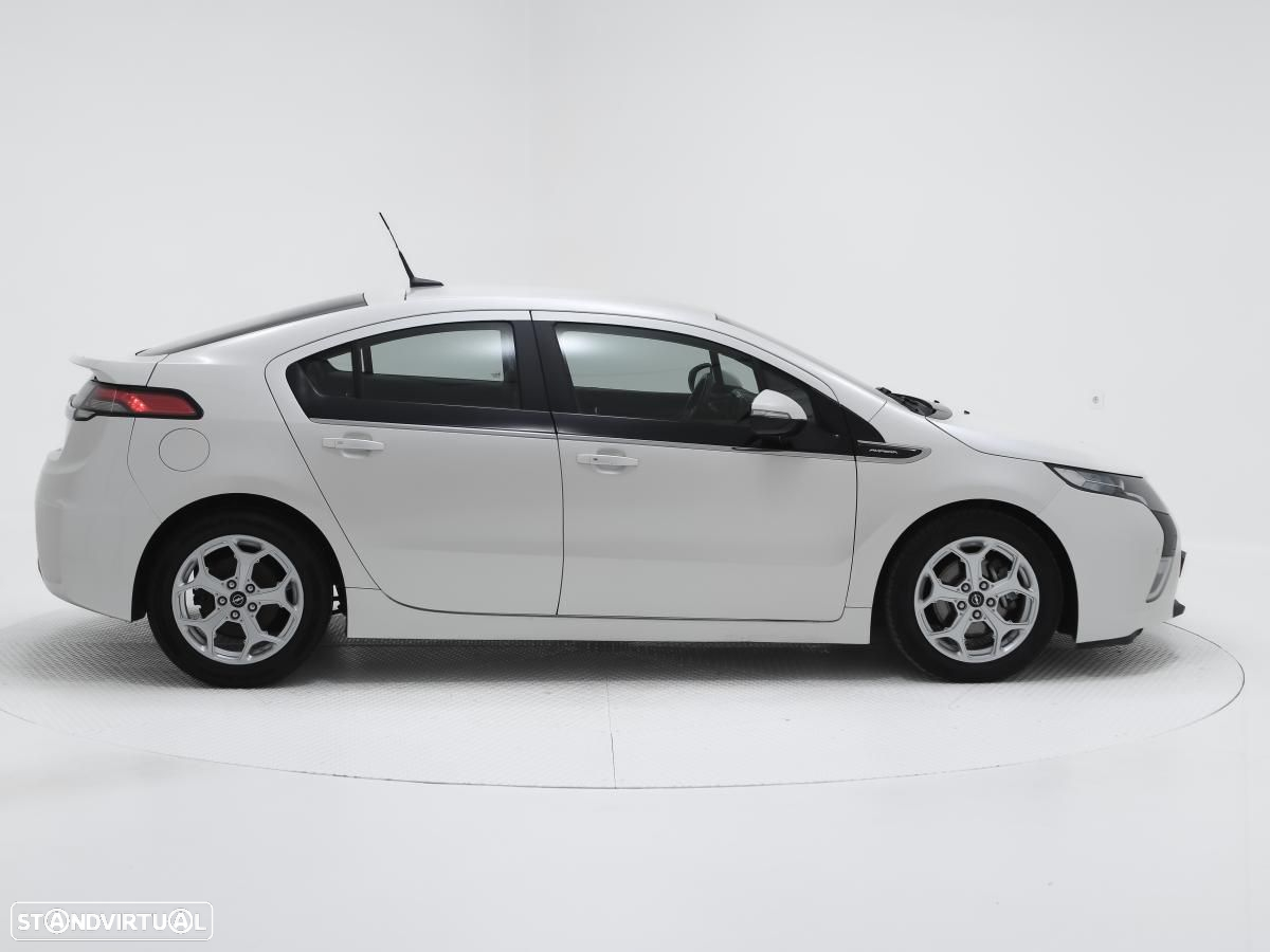 Opel Ampera - 2