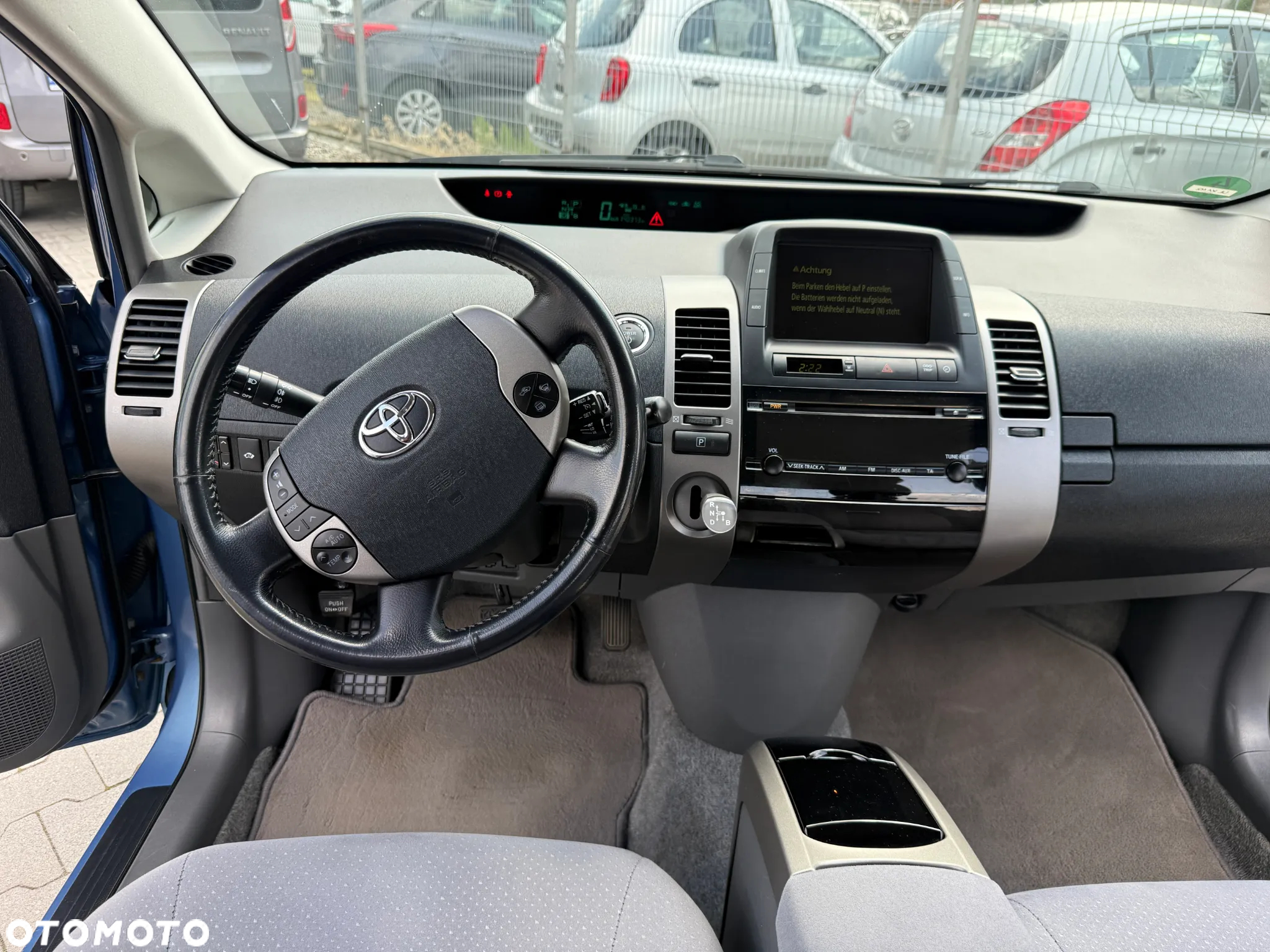 Toyota Prius (Hybrid) Executive - 5