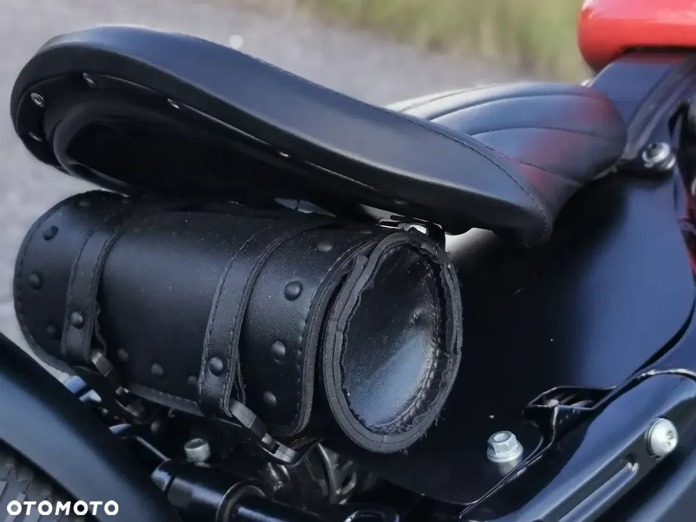 Harley-Davidson Softail Street Bob - 13