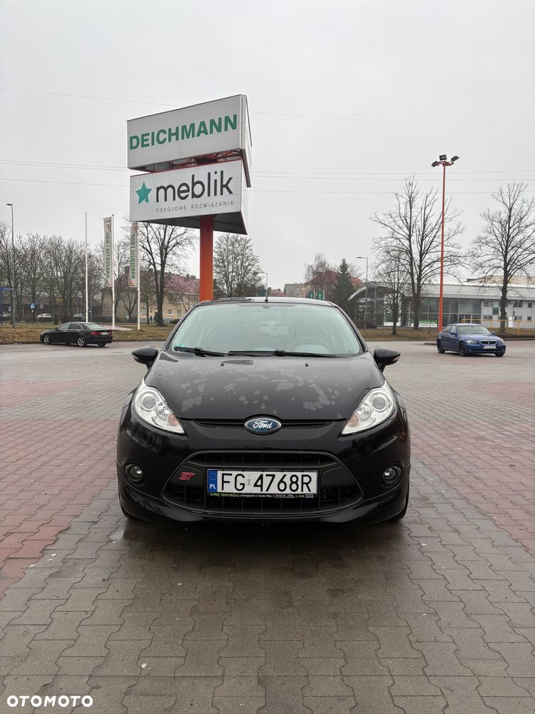 Ford Fiesta - 1