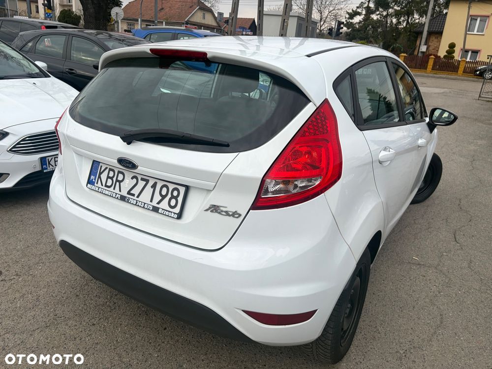 Ford Fiesta 1.25 Champions Edition - 18