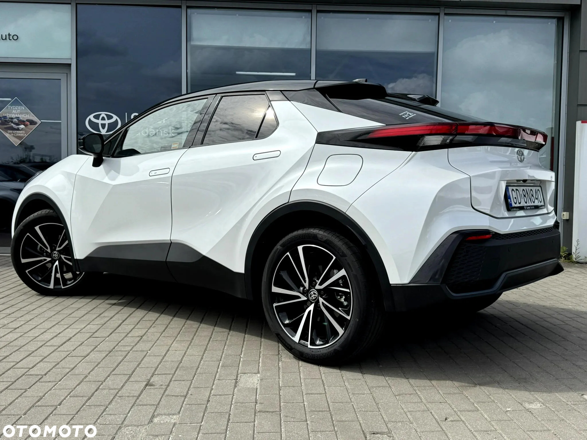 Toyota C-HR 2.0 Hybrid Dynamic Force Executive - 7