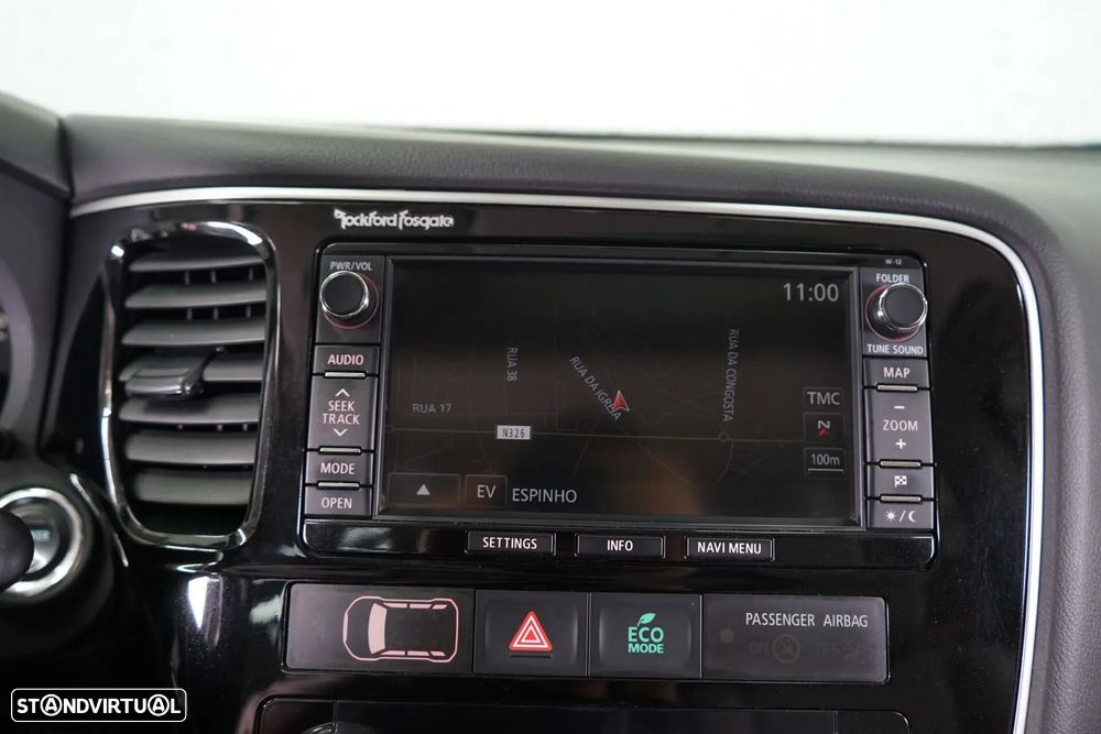 Mitsubishi Outlander 2.0 4WD - 40