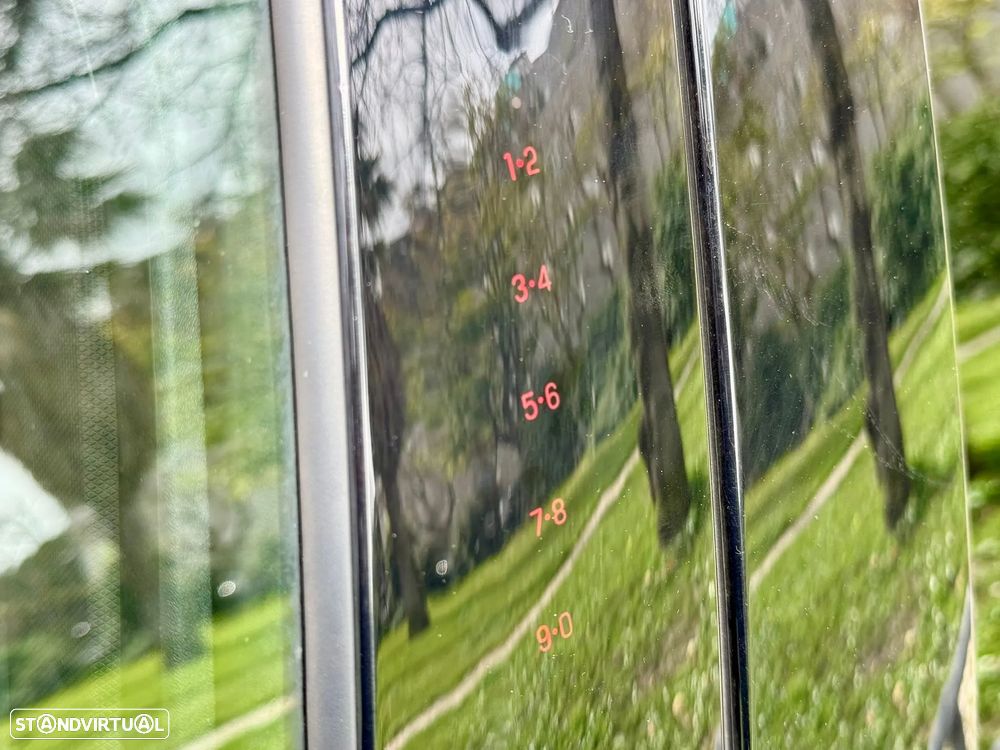 Ford Mustang Mach-E AWD GT - 47