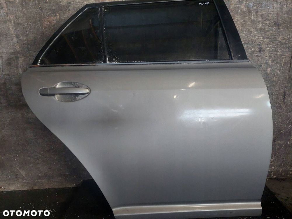 DRZWI KOMPLETNE PRAWY TYŁ TOYOTA AVENSIS T25 KOMBI 4S0 - 2