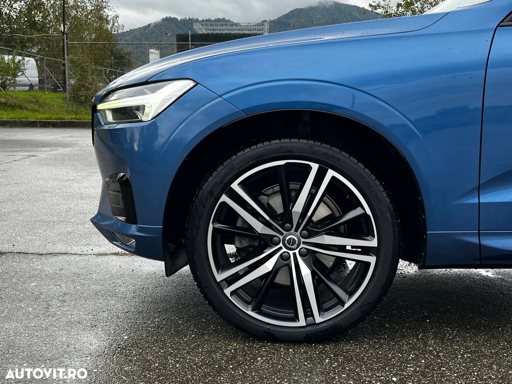 Volvo XC 60 B4 MHEV AT8 FWD R-Design - 27