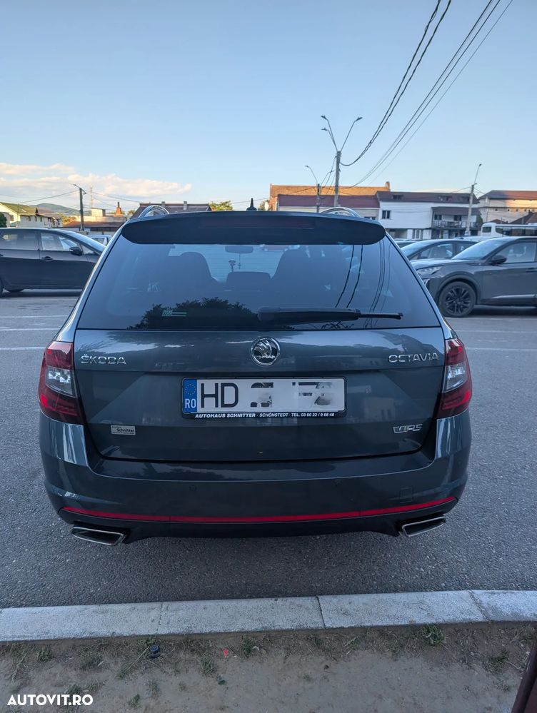 Skoda Octavia 2.0 TDI RS - 8