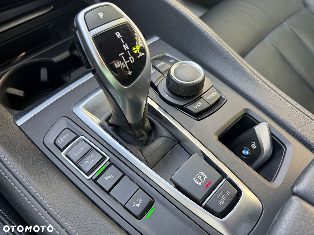 BMW X6 xDrive30d - 23