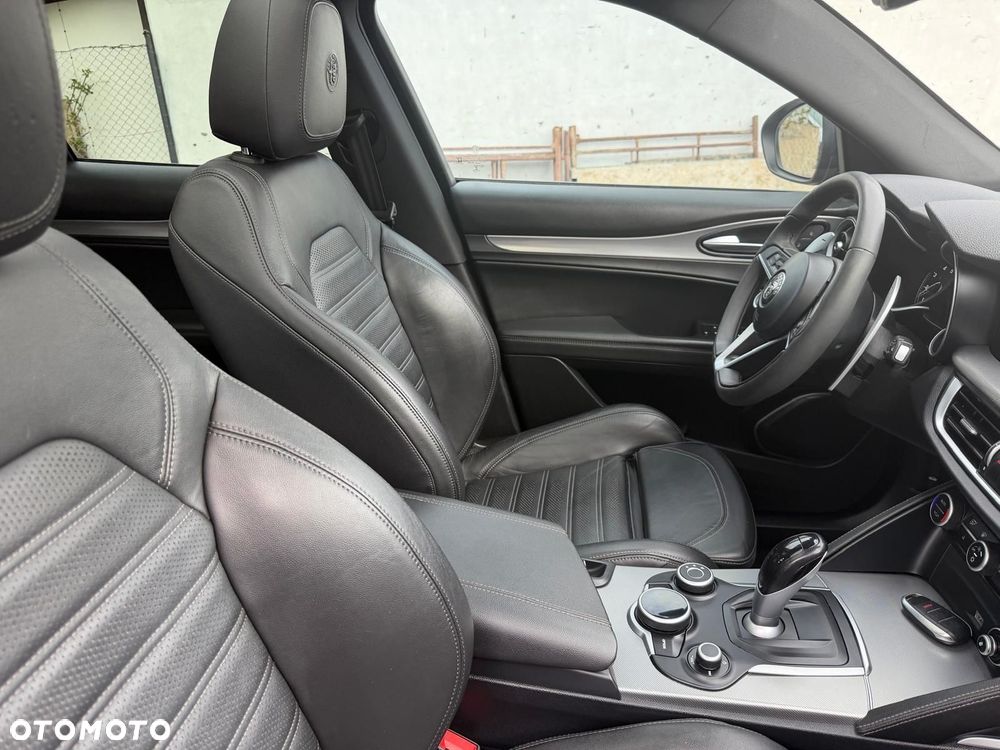 Alfa Romeo Stelvio 2.0 Turbo Executive Q4 - 7