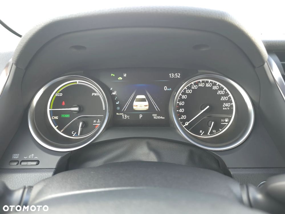 Toyota Camry 2.5 Hybrid Comfort CVT - 37