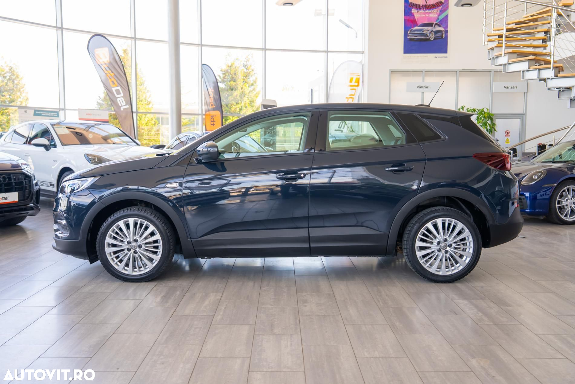 Opel Grandland X 1.2 Start/Stop INNOVATION - 10