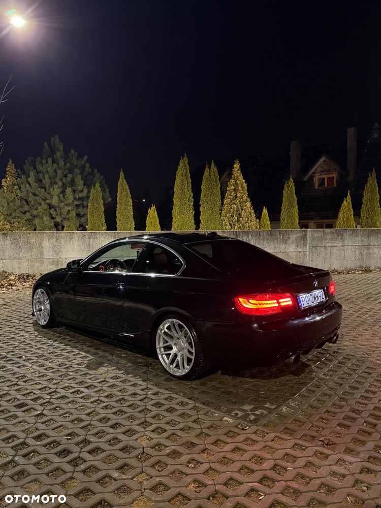BMW Seria 3 320d M Sport Edition - 3