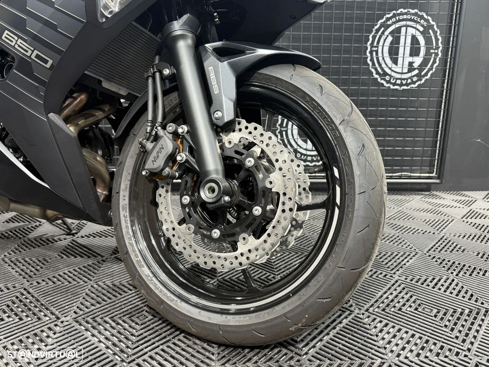 Kawasaki Ninja 650 KRT/SE - 6