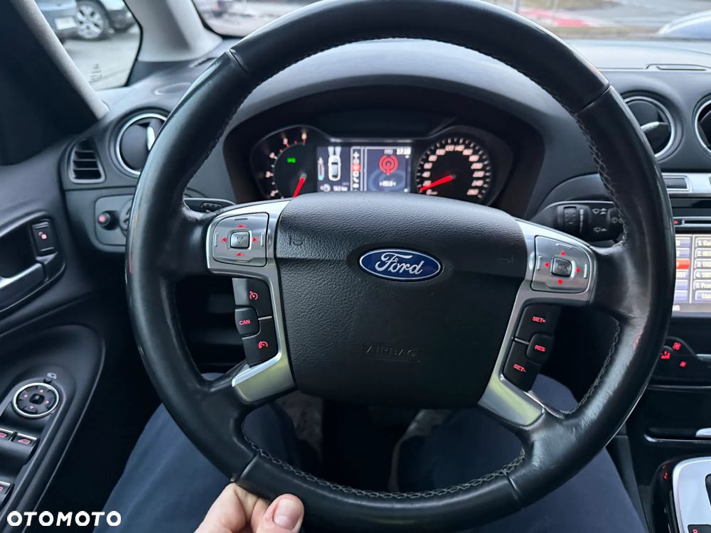 Ford Galaxy 2.0 TDCi Platinium X - 15