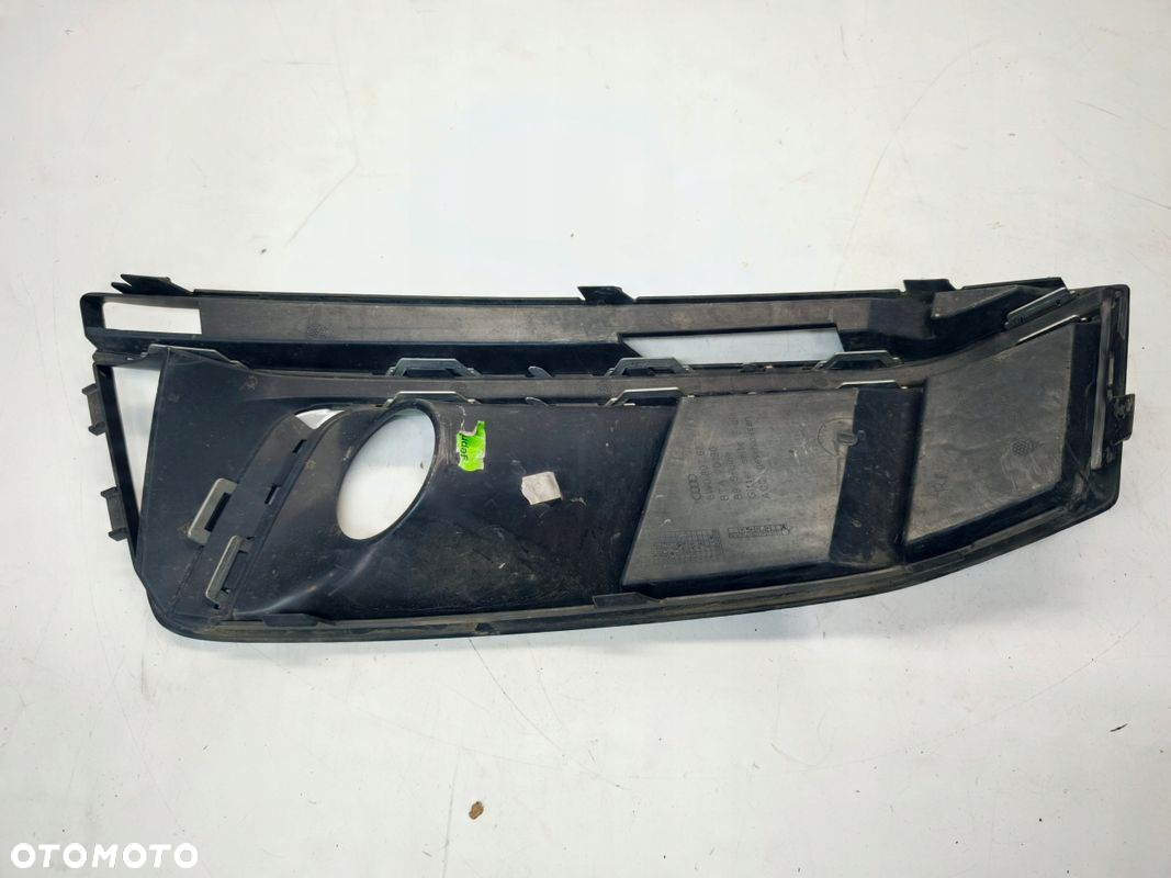 KRATKA ATRAPA ZDERZAKA PRAWA AUDI A4 B9 S LINE 8W0807682G - 5