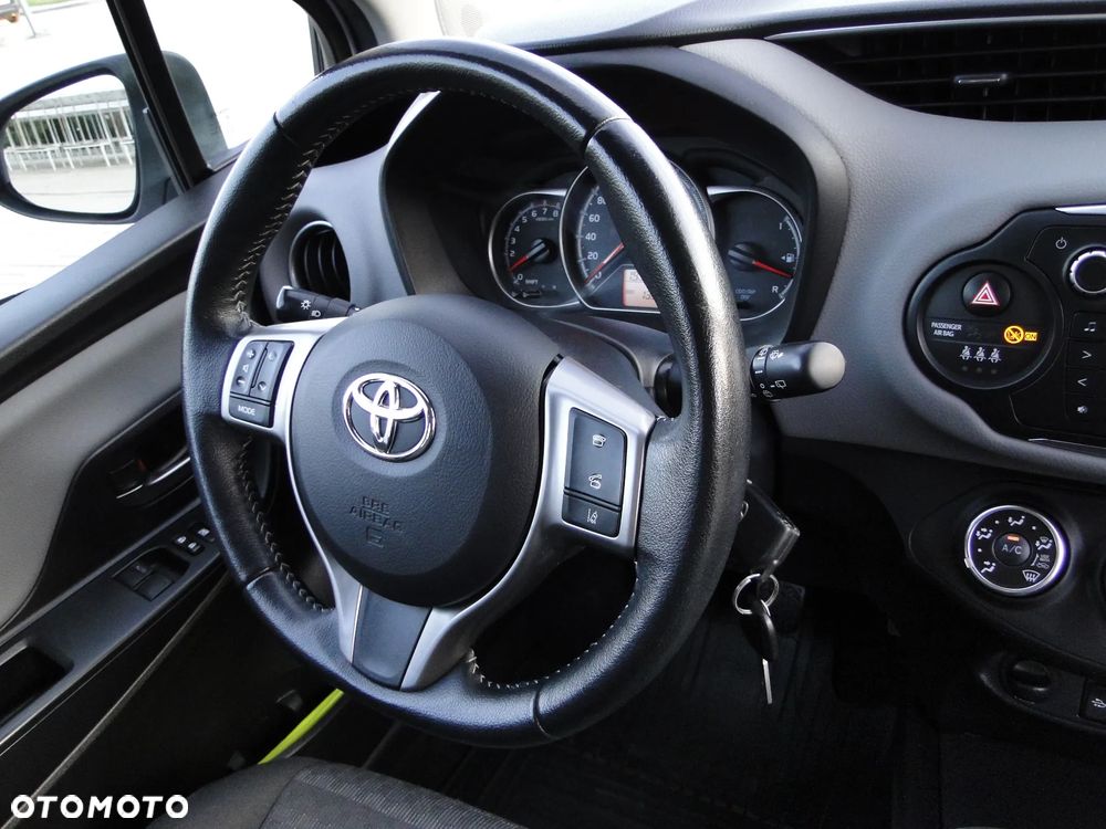 Toyota Yaris 1.33 VVT-i Edition-S - 25