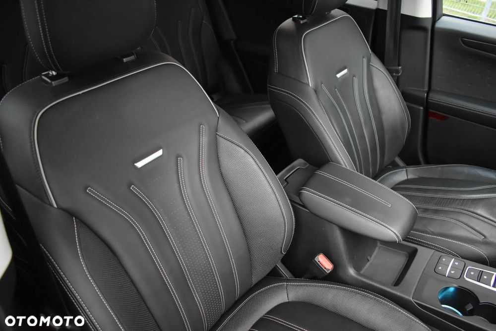 Ford Kuga 2.5P PHEV FWD Vignale - 11