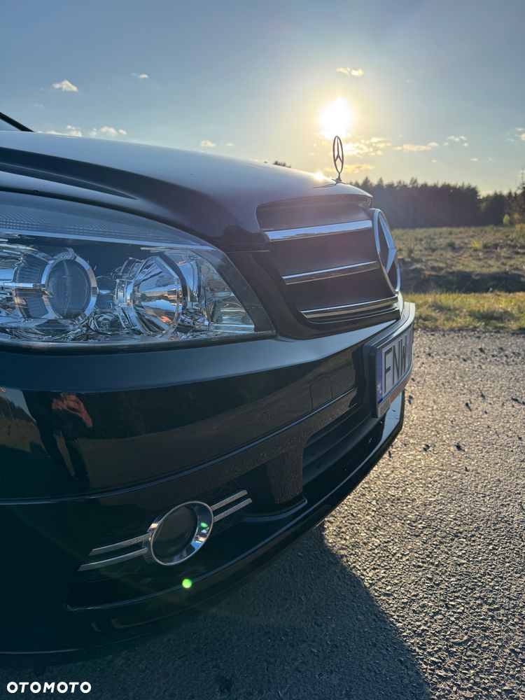 Mercedes-Benz Klasa C 180 Kompressor BlueEFFICIENCY - 12