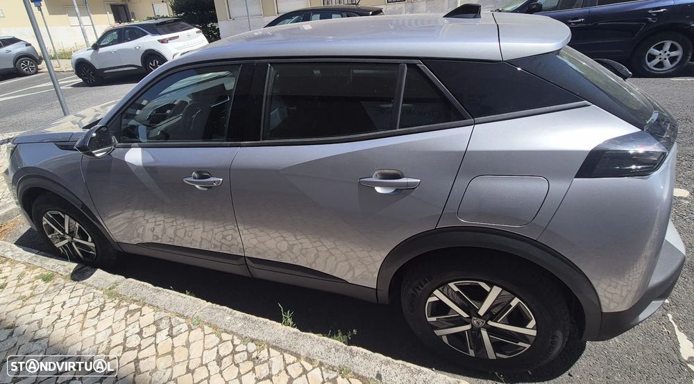Peugeot e-2008 54 kWh Allure - 4