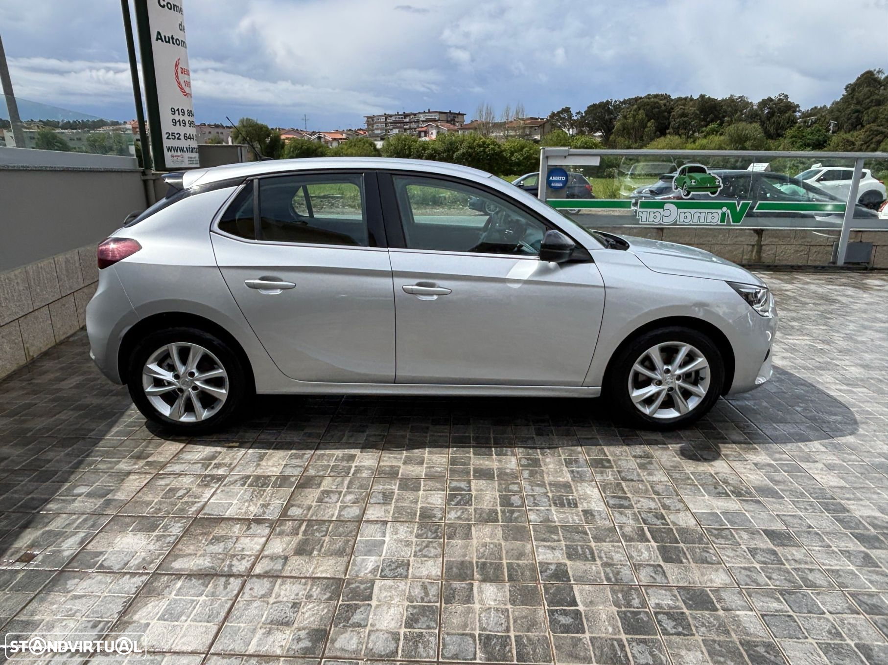 Opel Corsa 1.2 T Elegance - 4