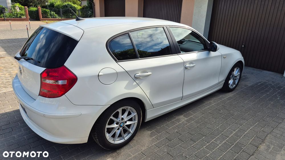 BMW Seria 1 116d - 6