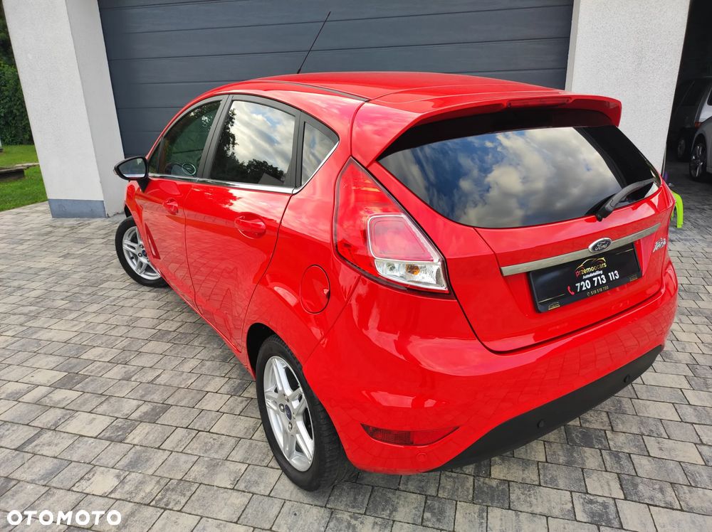 Ford Fiesta - 32