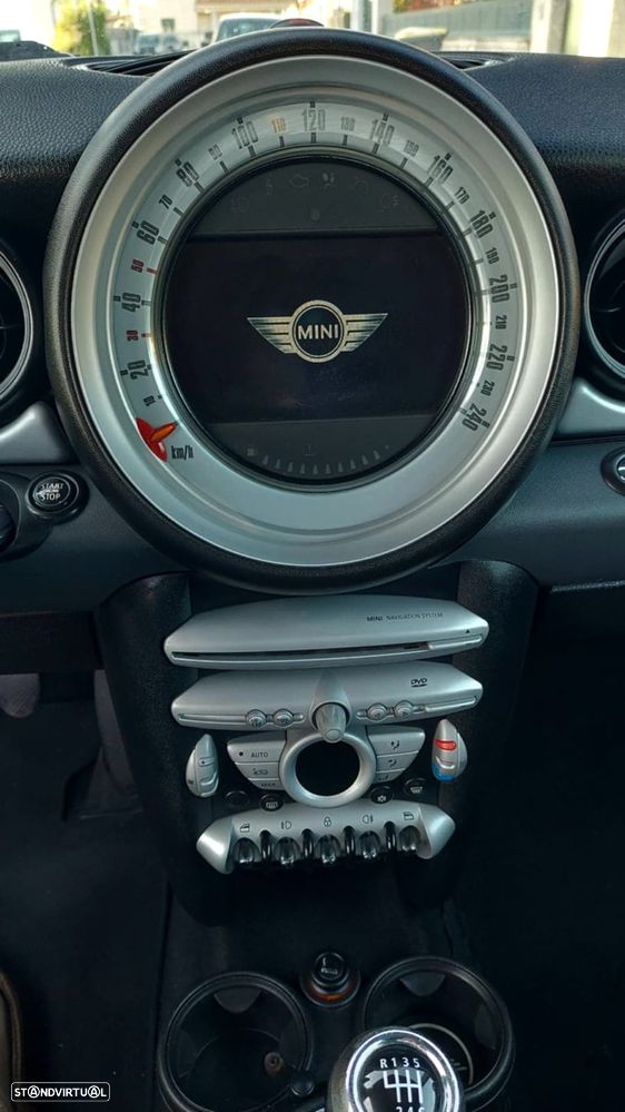 MINI 3 Portas Cooper D - 13