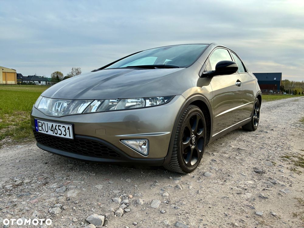 Honda Civic 1.8i-VTEC Sport - 2
