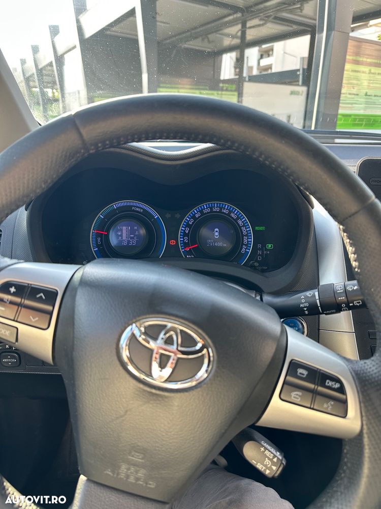Toyota Auris - 8