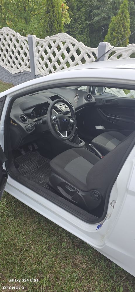 Ford Fiesta - 4