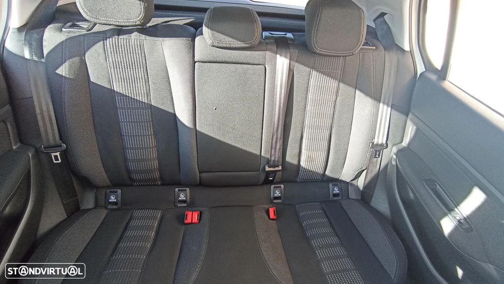 Peugeot 308 1.6 BlueHDi GT Line - 16