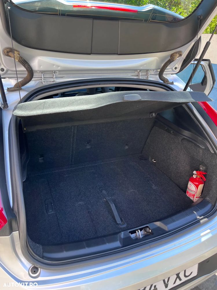 Volvo V40 - 10