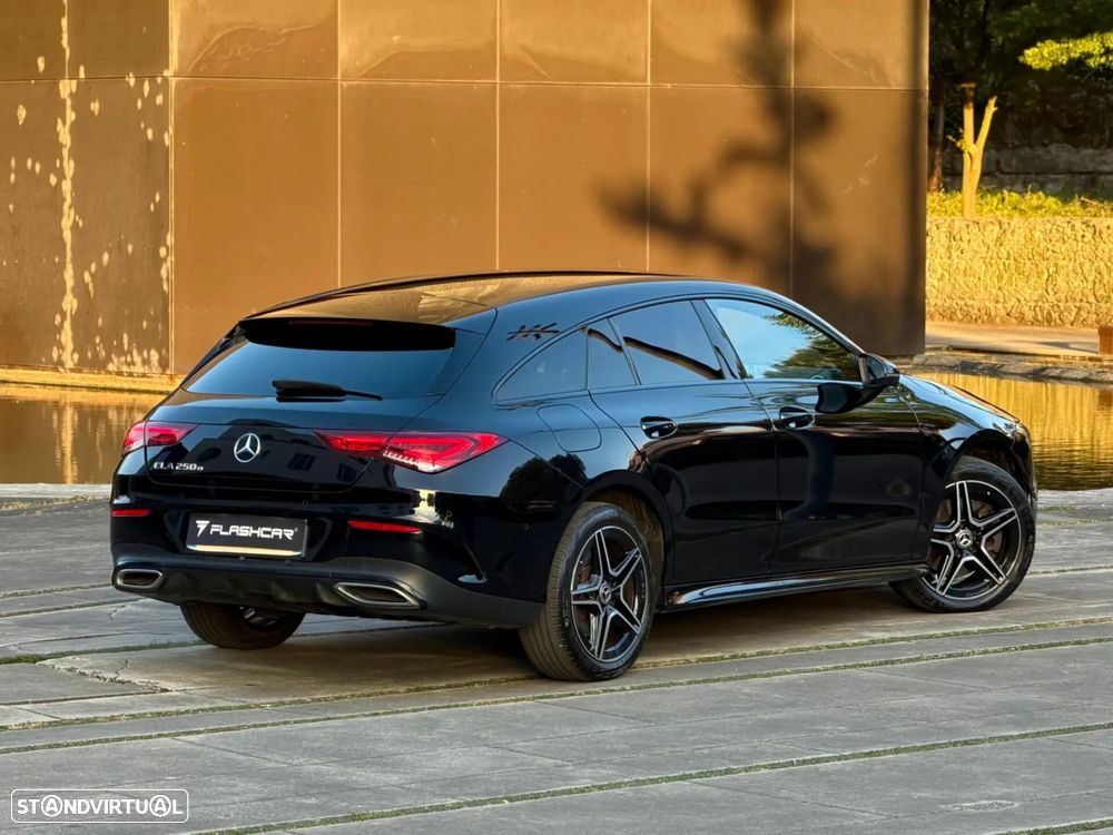 Mercedes-Benz CLA 250 e Shooting Brake AMG Line - 26